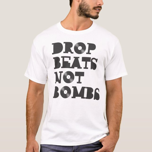 T-shirt La baisse bat pas des bombes (Devant)