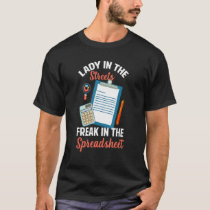 T-shirt La Femme Comptable Dans Les Rues Font Faux Dans La