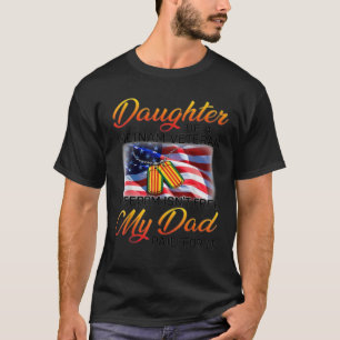 T-shirt La fille d'un vétéran vietnamien n'est pas libre M