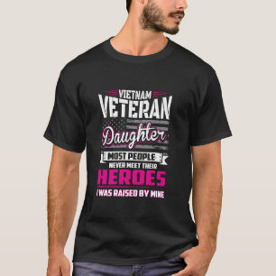 T-shirt La Fille Vétéran Du Vietnam Élevée Par Mon Héros