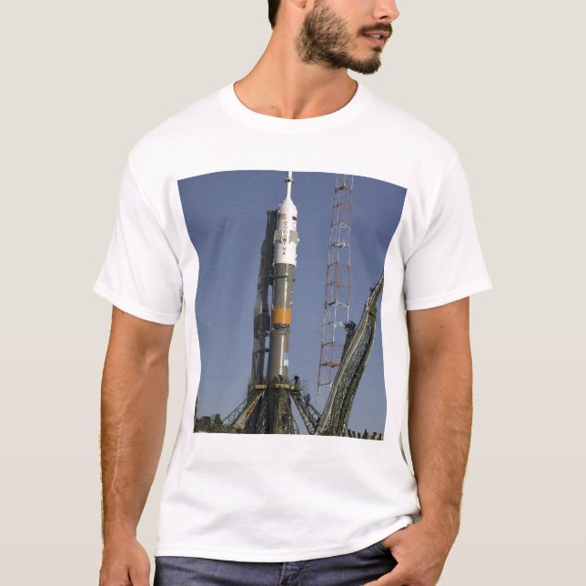 T-shirt La fusée Soyouz est montée en position 2 (Devant)