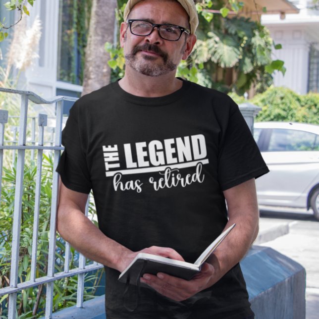 T-shirt La légende a pris sa retraite (Créateur téléchargé)