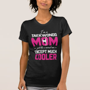 T-shirt La maman du Taekwondo exceptent des arts martiaux