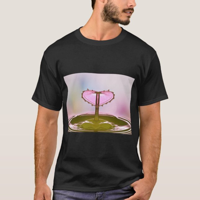 T-shirt La nature gouttes de gouttes d'eau (Devant)