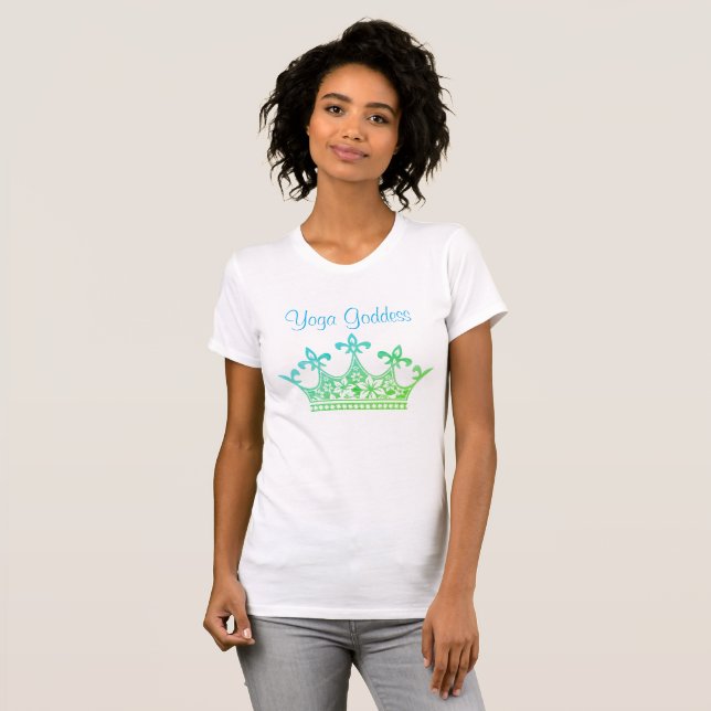 T-shirt La pièce en t des femmes bleues de déesse de yoga (Devant entier)