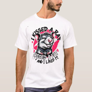 T-shirt La pièce maîtresse est un rat à col épineux et sas