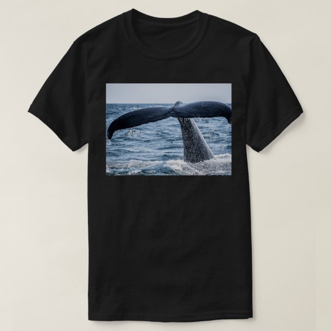 T-shirt La Queue De Baleine Atteint Les Vagues (Design devant)
