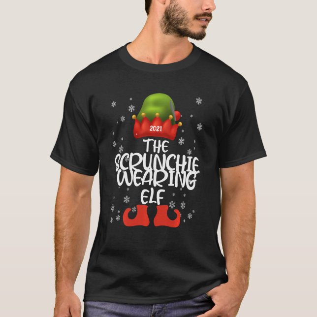 T-shirt La Scrunchie Portant Un Elfe Famille Correspondant (Devant)