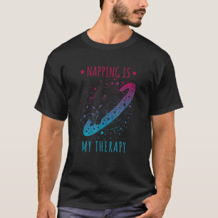 T-shirt La sieste est ma thérapie, sommeil, rêverie, chat