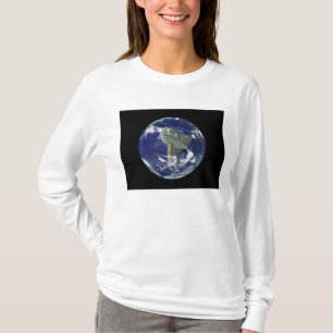 T-shirt La terre entièrement allumée portée sur l'Amér