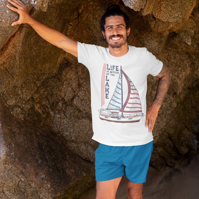 T-shirt La vie est meilleure au Lake Boating (Créateur téléchargé)