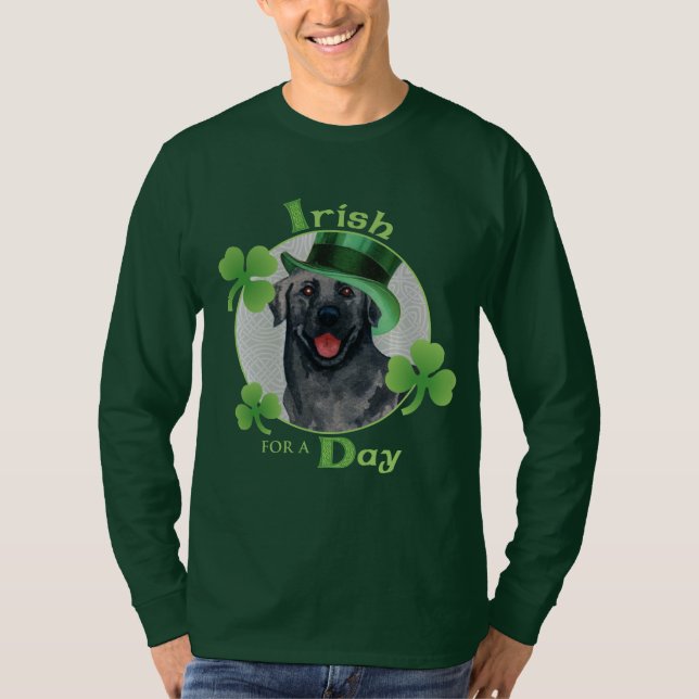 T-shirt Laboratoire de noir du jour de St Patrick (Devant)