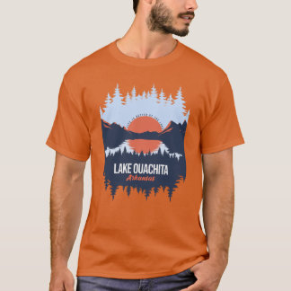 T-shirt Lac Ouachita Arkansas Lac avec montagne et pin