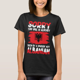 T-shirt L'Albanie porte des vêtements du patrimoine albana