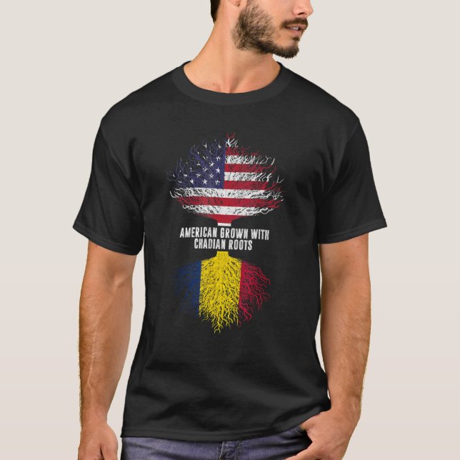 T-shirt L'Américain Cultive Avec Des Racines Tchadiennes D (Devant)