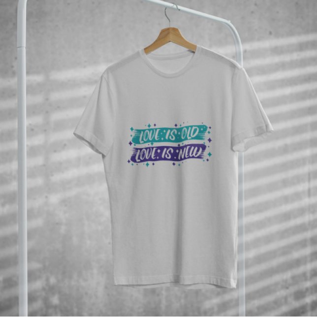 T-shirt L'amour est nouveau (Créateur téléchargé)