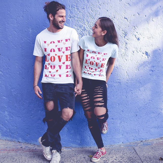 T-shirt L'Amour Est Partout (Créateur téléchargé)