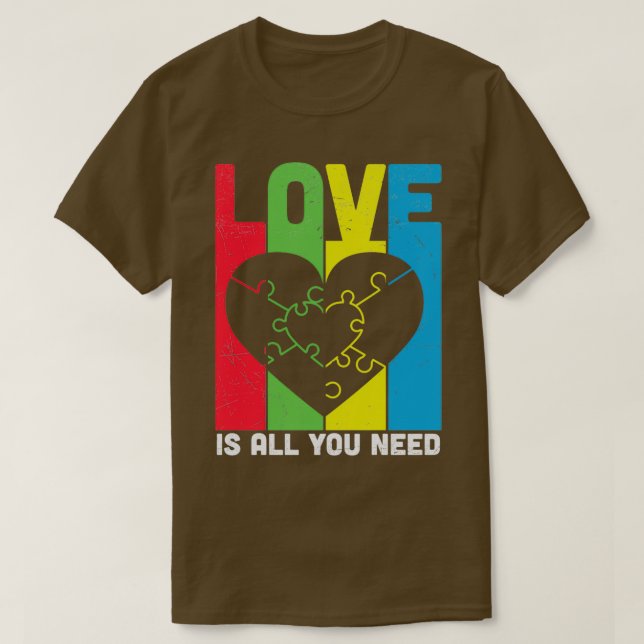 T-shirt L'amour est tout ce dont vous avez besoin (Design devant)