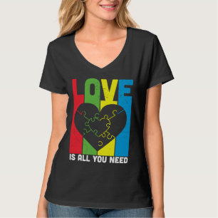 T-shirt L'Amour Est Tout Ce Dont Vous Avez Besoin Sensibil