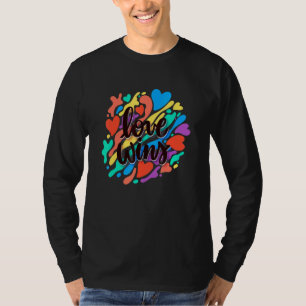 T-shirt L'amour gagne la fierté LGBT