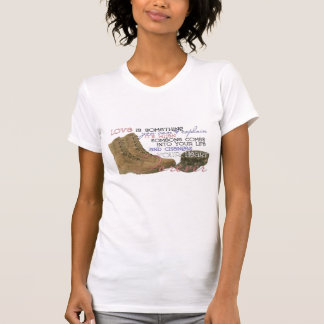 T-shirt L'amour militaire est différent