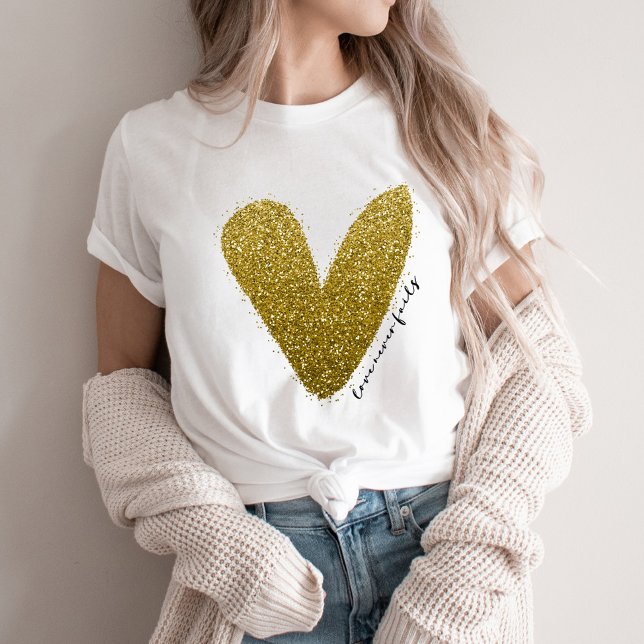 T-shirt L'amour n'échoue jamais Faux Glittery Gold Heart (Créateur téléchargé)