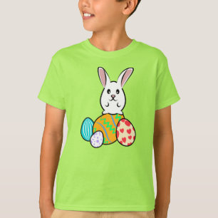 T-shirt Lapin de Pâques sur les oeufs de Pâques