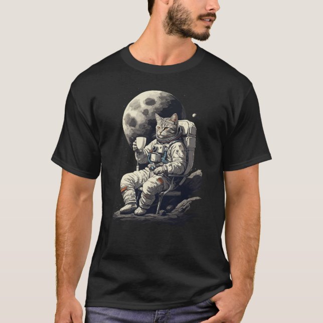 T-shirt L'astronaute Chat ayant une coupe de café (Devant)