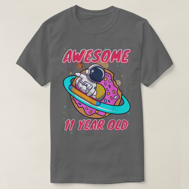 T-shirt L'astronaute Space Boy est stupéfiant à 11 ans (Design devant)