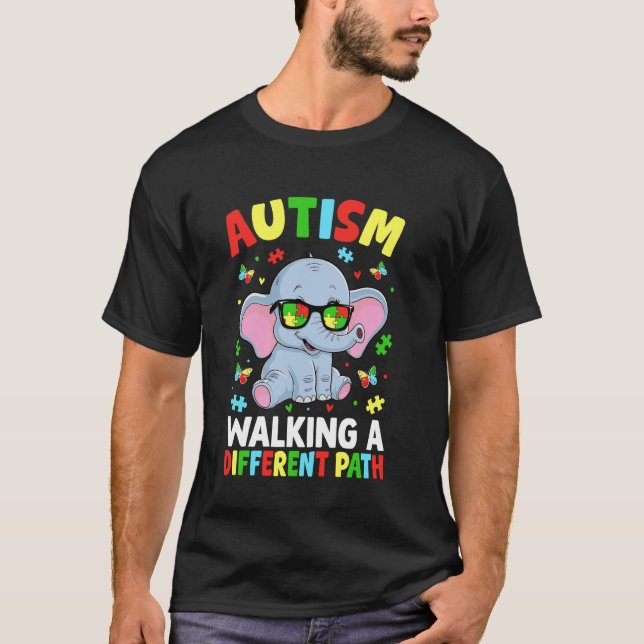 T-shirt L'autisme, marcher sur un chemin différent (Devant)