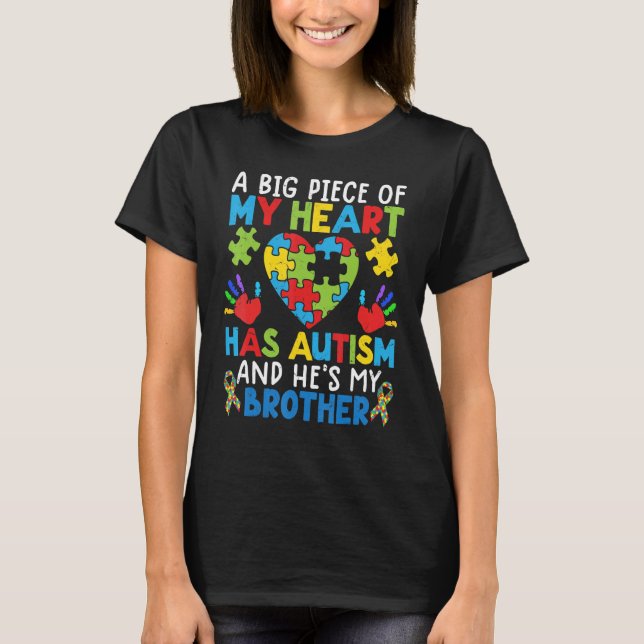 T-shirt L'autisme Un gros morceau de mon coeur a l'autisme (Devant)