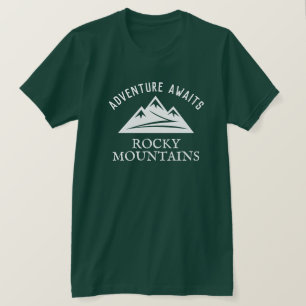 T-shirt L'aventure attend T-S vert extérieur montagnes Roc