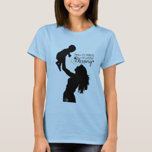 T-shirt Le "amour d'une famille est le plus grand cadeau