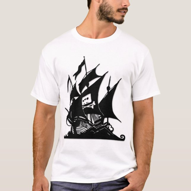 T-shirt Le bateau de logo de baie de pirate (Devant)