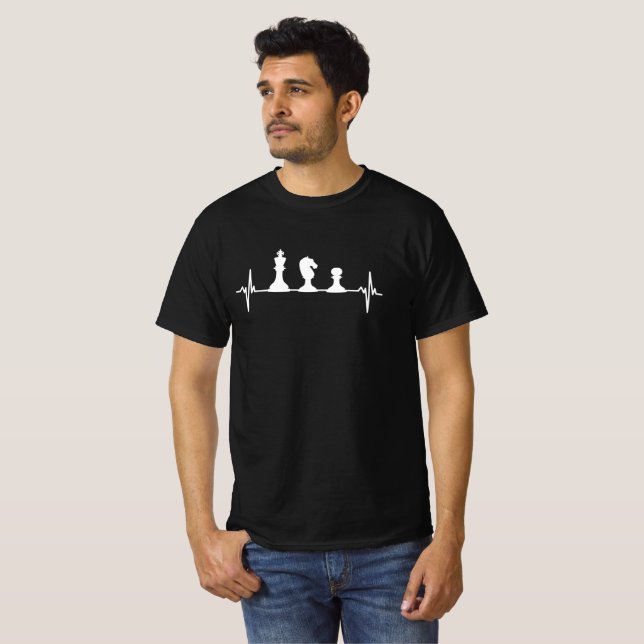 T-shirt Le battement de coeur d'un joueur d'échecs (Devant entier)