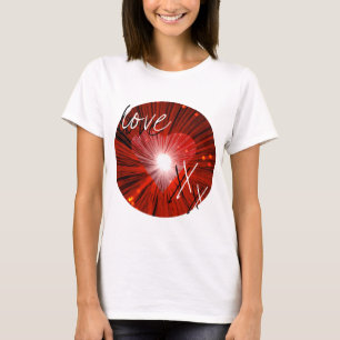 T-shirt Le blanc supérieur de baisers de coeur des dames