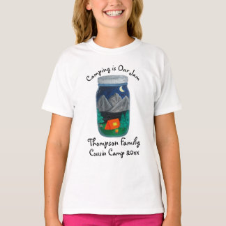 T-shirt Le Camping Est Notre Tente Et Montagnes Dans Un Po