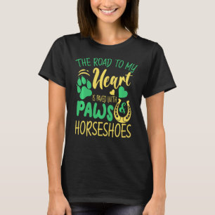 T-shirt Le Chemin Vers Mon Coeur Est Pavé Avec Des Paws &