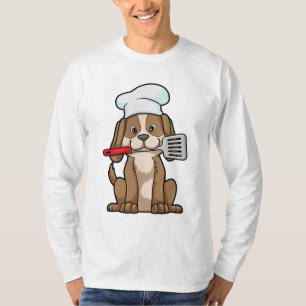 T-shirt Le chien cuisinier avec le casquette et la spatule