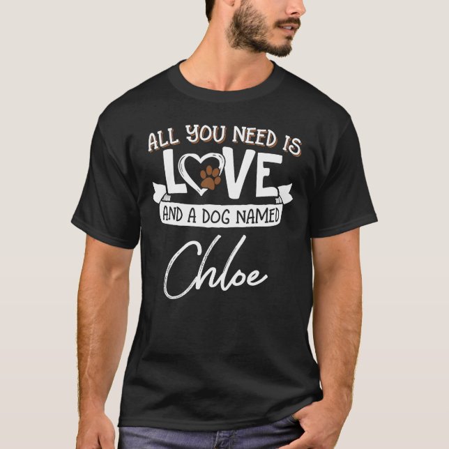 T-shirt Le chien mignon nommé Chloe pour femmes et hommes (Devant)