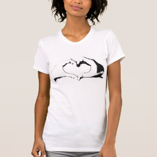 T-shirt Le coeur remet la chemise