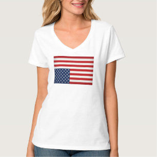 T-shirt Le drapeau américain contre Trump