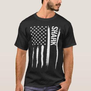 T-shirt Le drapeau américain du requin requin