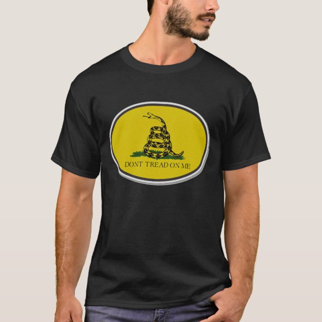 T-shirt Le drapeau de Gadsden ne marchent pas sur moi la (Devant)