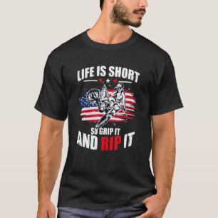 T-shirt Le Drapeau US MX Motocross Live est court, donc ac
