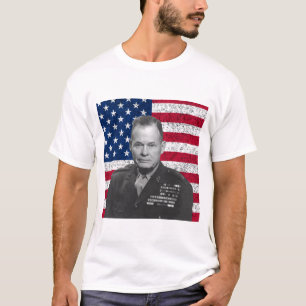 T-shirt Le Général Puller et le drapeau américain