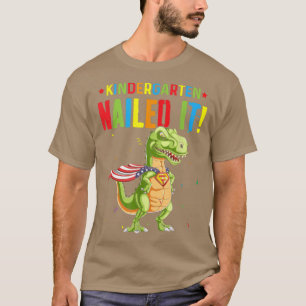 T-shirt Le jardin d'enfants L'a cloué T-Rex Dinosaur migno