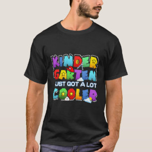 T-shirt Le Jardin D'Enfants Vient D'Avoir Beaucoup De Glac