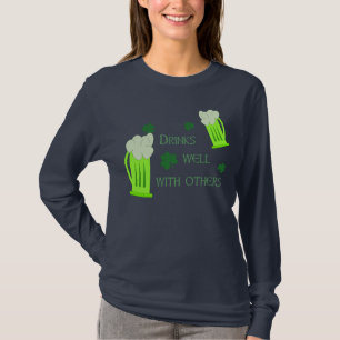 T-shirt Le Jour de la Saint Patrick boit la chemise bonne