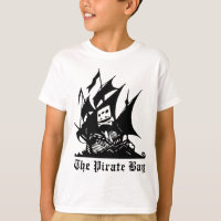 le logo de bateau de pirate de baie de pirate